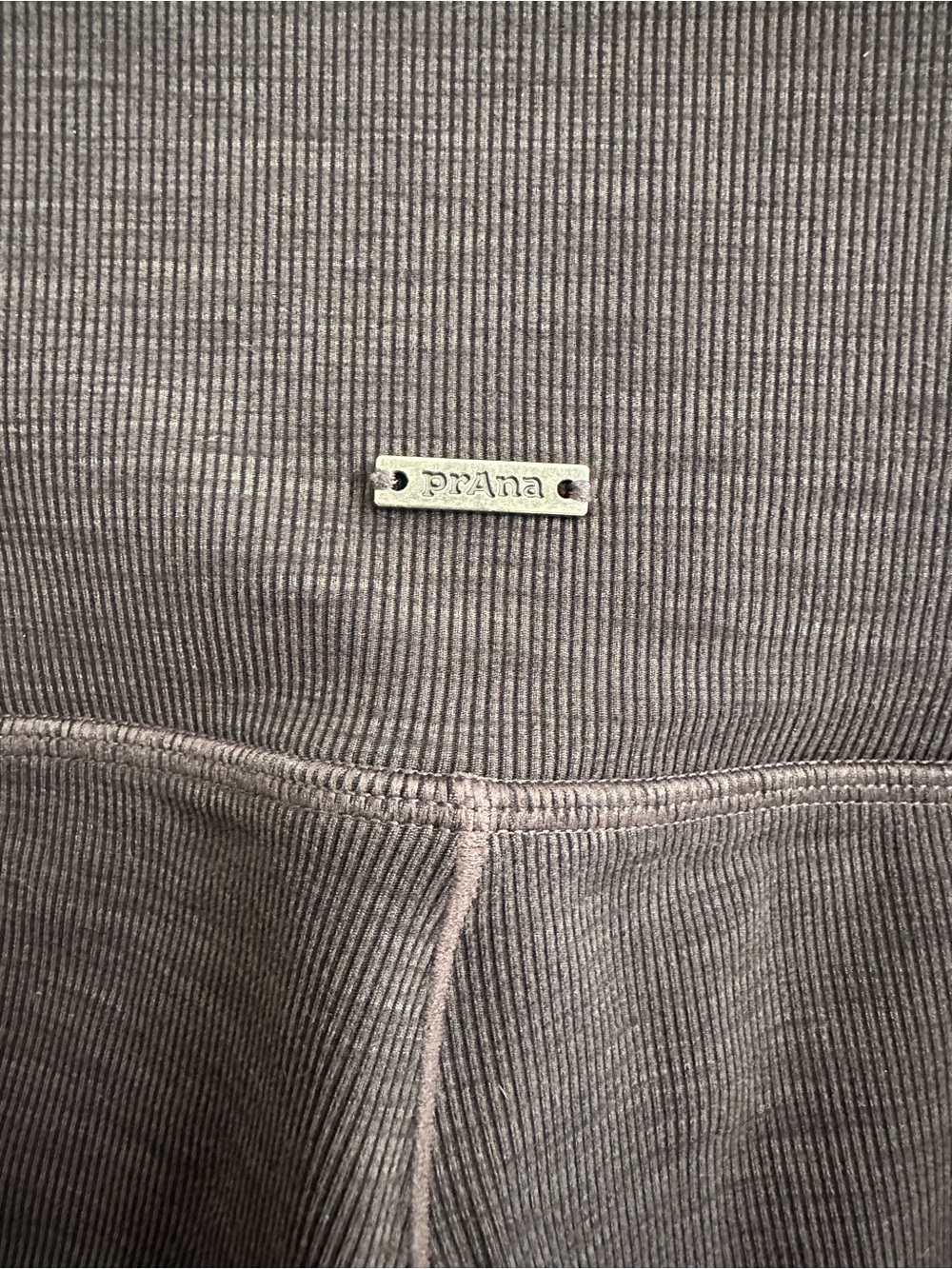 Prana High-Waist Micro-Ribbed Charcoal Gray Leggings with Side Pockets - XS - Picture 4 of 10